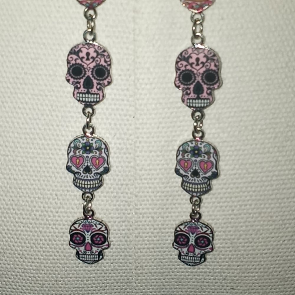 Sugar Skulls 5 piece pink drop dangle earrings. - Picture 4 of 6